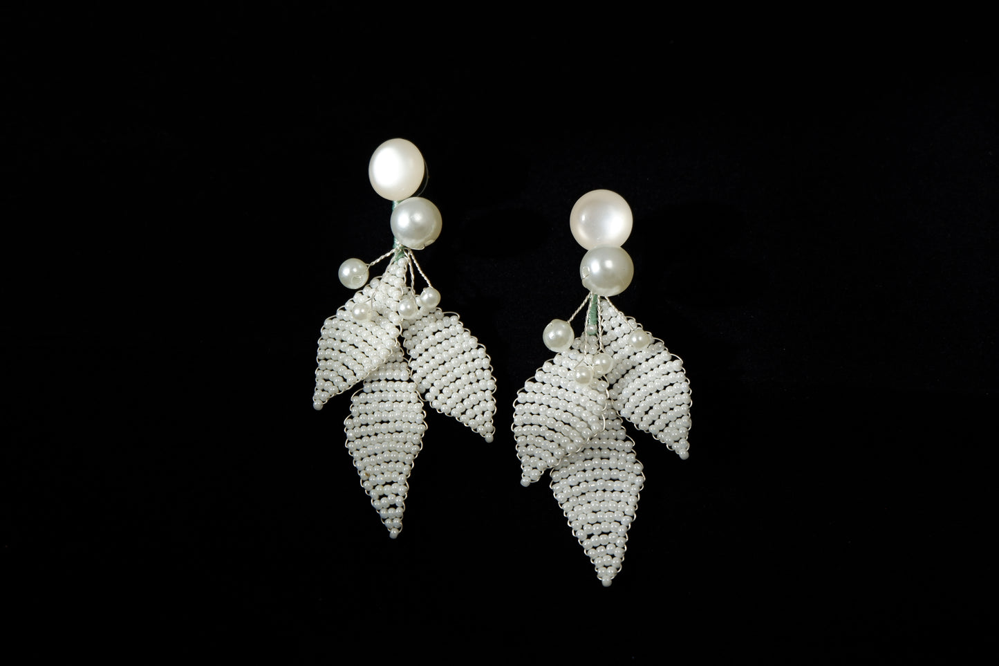 Frostleaf Whisper Pearl Earrings