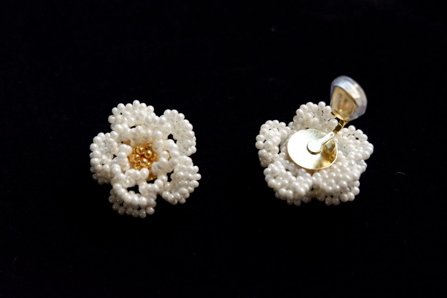 Pearl - clustered Flower Clip-on Earrings